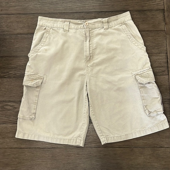 Beverly Hill Polo Club men’s khaki cargo shorts - Picture 3 of 14